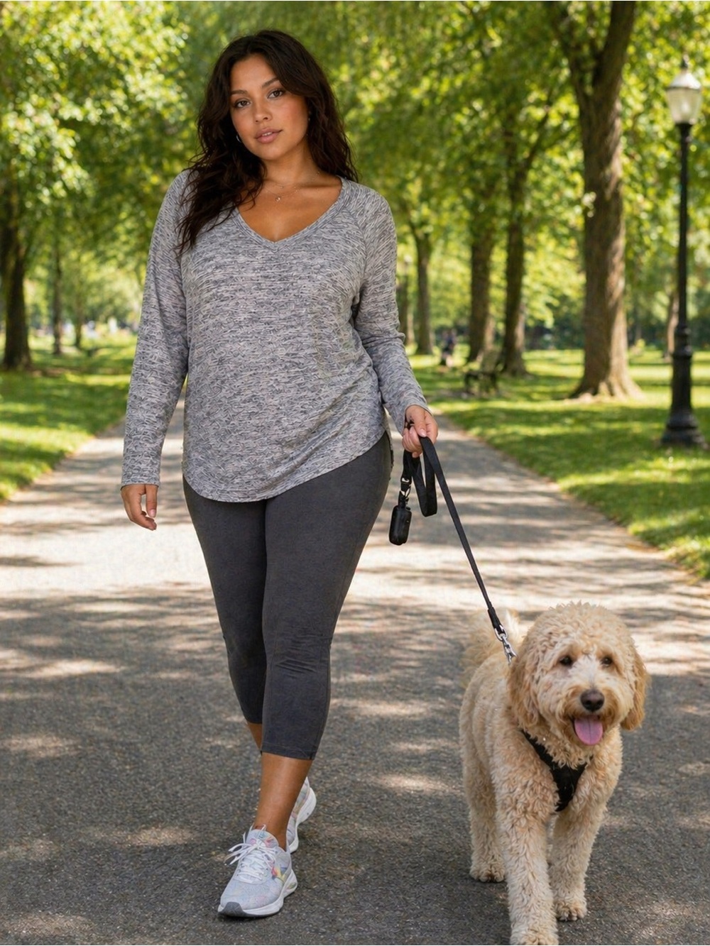 Banana Republic Heathered Gray V-Neck Knit Top